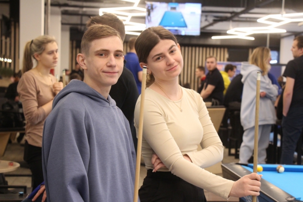 Арина Лаврова и Каландаров Артем, команда НИУ МГСУ